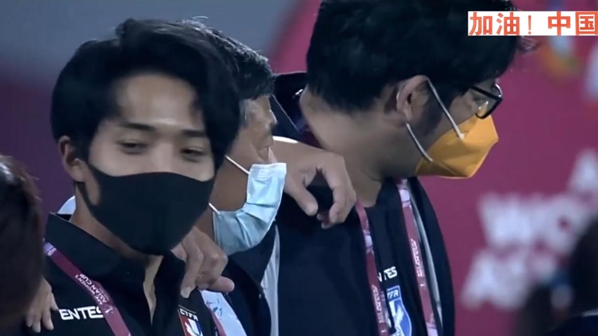 点球|争风吃醋！中国台北女足点球憾负菲律宾，2名男教练在场边上演这一幕