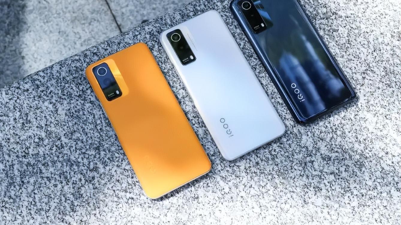 英特尔|重回1299元，“12GB运存”+5000万像素，成优质千元机