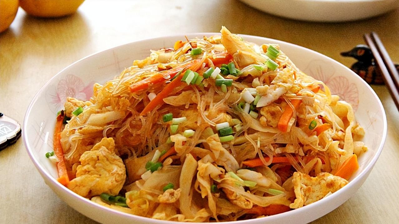 番茄|建议老年人：少吃猪肉，多吃这5道素菜，清淡不油腻，常吃身体好