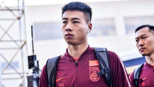 于根伟|津门虎边路喜添两员虎将助阵，于根伟将出手激活，让新援挑起大梁