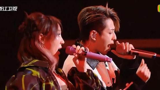 符龙飞|乐评人暗讽符龙飞不红，张碧晨暖心鼓励，孟佳被戳中泪点