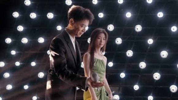 李克勤|李克勤、单依纯高质量合唱，魔动闪霸却被群嘲，胳膊肘往外拐