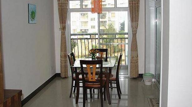 奋斗10年买了房，装修只花5万，穷有穷的活法！