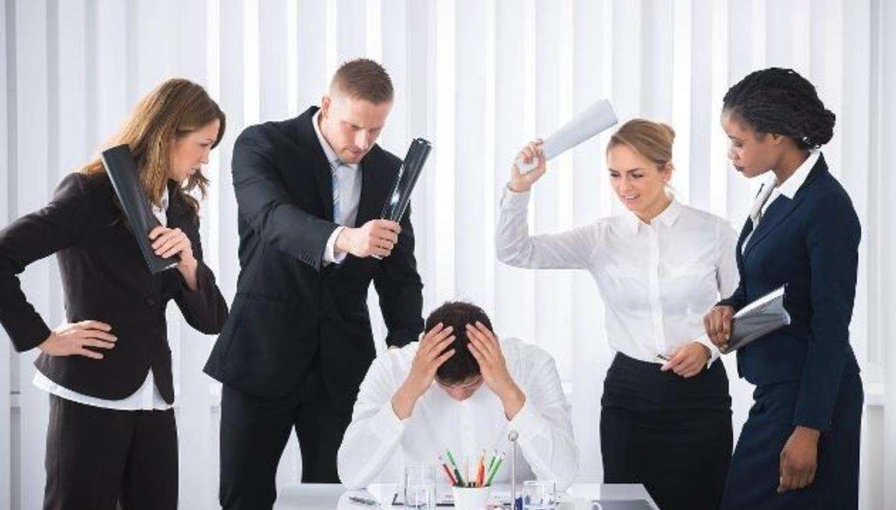 职业教育|开工大吉，新年哪些影视剧适合职场打鸡血