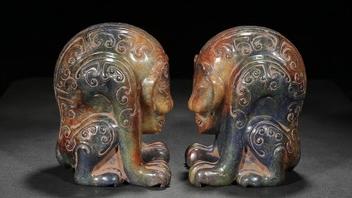 |汉代：【和田玉熊摆件一对】