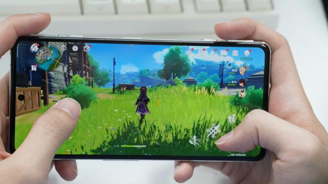 电池|120W秒充+4700mAh电池，硬件性能无须担心