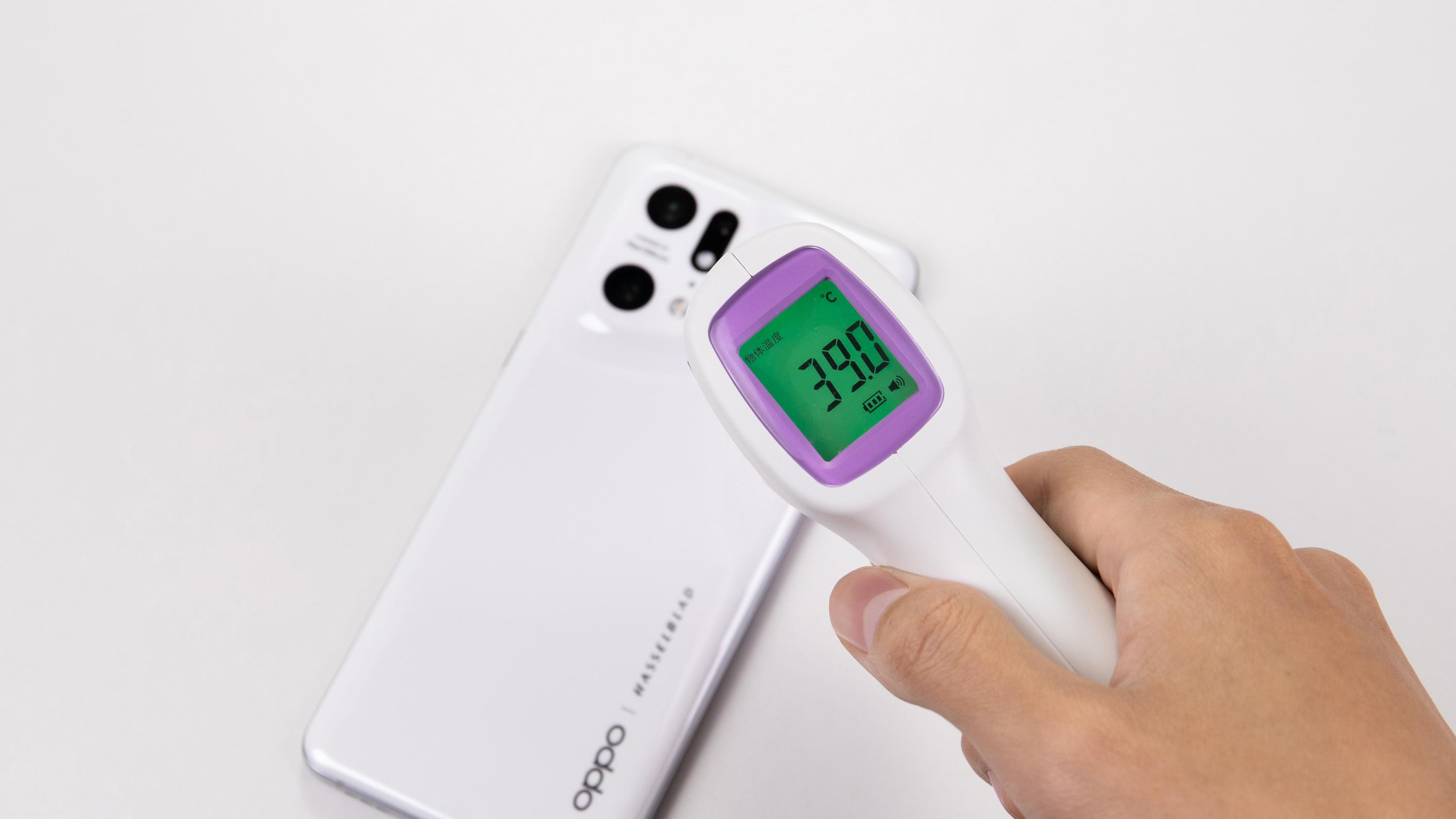 英特尔|夏天一到骁龙8Gen1没怎么玩就发热？Find X5 Pro用户最有发言权