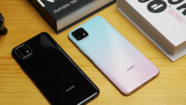 显卡|5000mAh+双模5G，仅售944元，买得起用得爽的华为手机