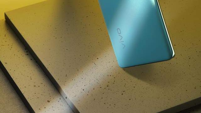 vivo s15|直触手机颜值天花板，vivo S15系列高颜值外观设计引关注