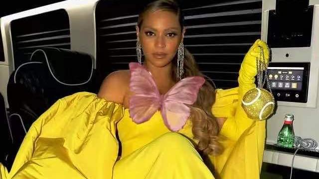 碧昂丝|40岁的碧昂丝还是这么火辣！穿嫩黄裙和老公闪耀晚宴，霸气如女王