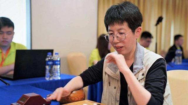 詹姆斯·哈登|少男少女擂台赛，13岁韩国少女，轻松战胜少年天才棋手？