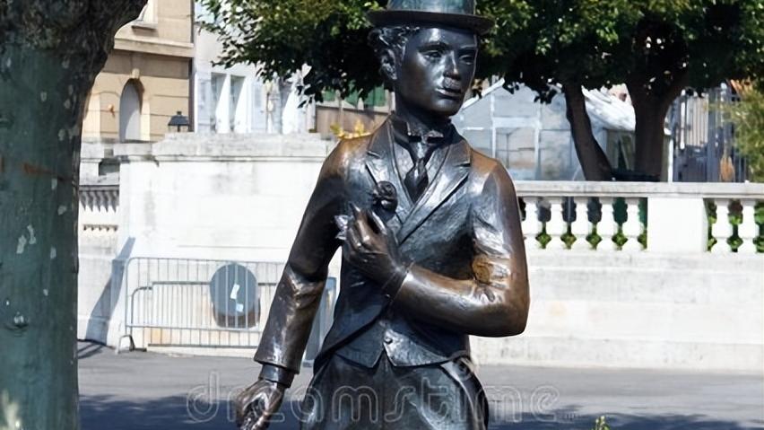 |日本演员渡边裕之自缢身亡，曾出演奥特曼指挥官，死因引人联想