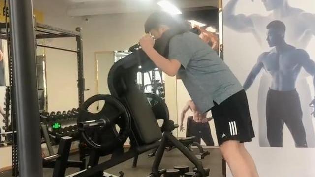 ZARD Dota2-翔哥这是彻底破防了？挂人还不算，甚至还辱骂别人的家人？