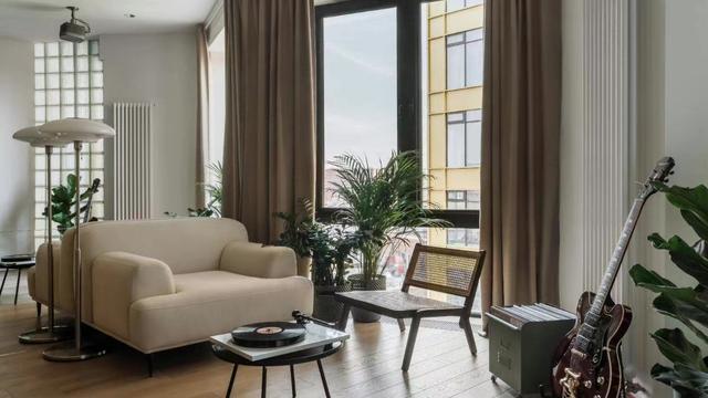 38㎡单身单间公寓，玻璃砖墙成点睛之笔，功能全舒适度一点不打折