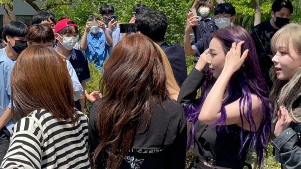 aespa|恶心！韩国男高中生对参加学校庆典演出的女团成员进行语言性骚扰