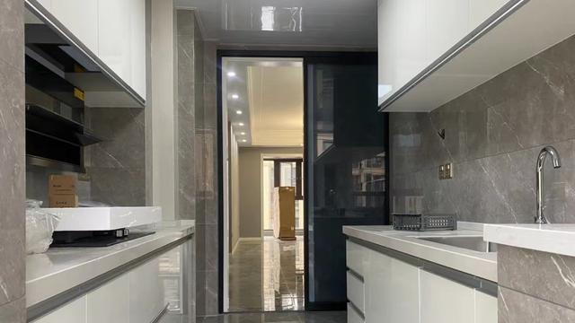 奉劝大家：定制橱柜前，先搞清楚这8件事，别等踩坑才发现