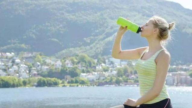 月经不调|2种病多半是喝水喝出来的，别这样喝水，身体可能会感激你！