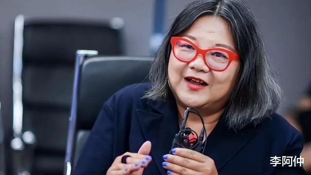 洪晃|著名作家洪晃替吴勇澄清后，删除相关文章！原来她早已是美国国籍