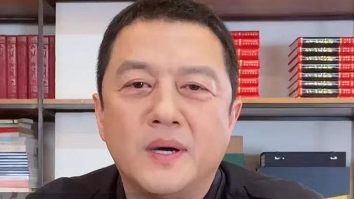 李亚鹏|李亚鹏澄清：说我喝几千万的茶，玩几亿的石头，有点脑子都不会信