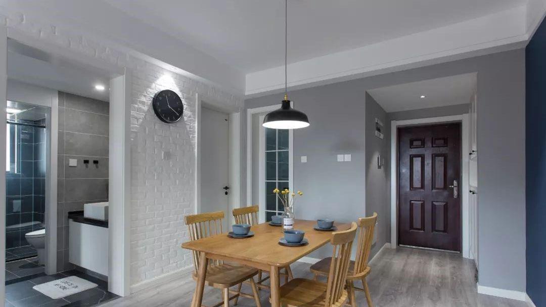 不到1㎡的旮旯，居然装出迷你衣帽间，你一定要来看看！