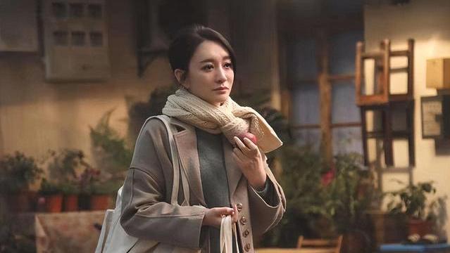 李小冉|《今生有你》后，李小冉新剧搭档靳东，会比和钟汉良更般配？