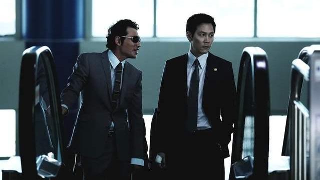 李子成|韩国黑帮电影《新世界》结局，为什么李子成选择站在黑社会一边？