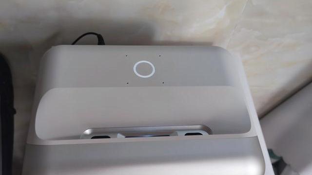 投影仪|坚果O1S短焦投影仪，1200ANSI流明丹拿调音，实现卧室里自由观影