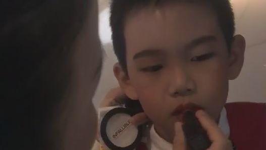 姐姐|姐姐开始吃孙卓的醋，爸妈眼里只有卓宝，弟弟孙辉表现的很大度