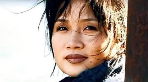 李娜|歌手李娜：爆红后突然出家，母亲流泪劝阻无果，陪伴女儿修行25年