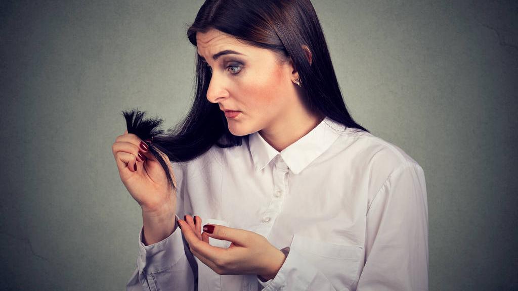 医生|头发早白、脱落，不要怕。一个中成药两味药，刘医生帮你搞定它。