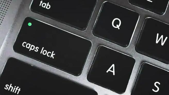 键盘|为什么大写锁定键使用不多，却被设计在键盘的黄金位置上？