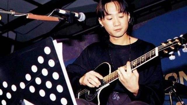 黄家驹|虽然我写词不专业，但偶尔为之却足够惊艳！周杰伦黄家驹都是