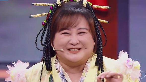 贾玲|沈腾贾玲又现神COS，聂风孔慈看了想打人，沙溢的雄霸也太草率了