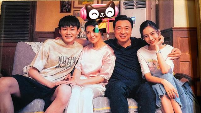 Angelababy|罗云熙白鹿帮忙宣传，导演赞其专业敬业，baby新剧该夸吗？