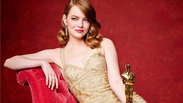 艾玛·斯通|艾玛·斯通：从一个患有焦虑症，辍学打杂的女孩，终成奥斯卡影后