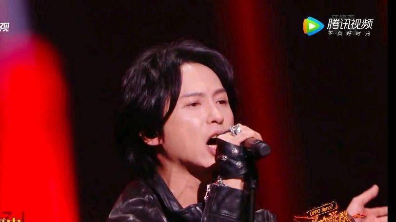 片场|《闪光的乐队》：黑豹乐队开场点燃全场，与音乐人组的乐队差距大