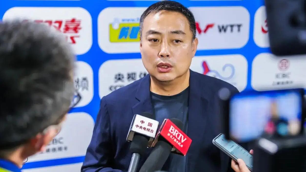 国足|一针见血！刘国梁态度打脸董路冯潇霆，一句话让中国男足哑口无言