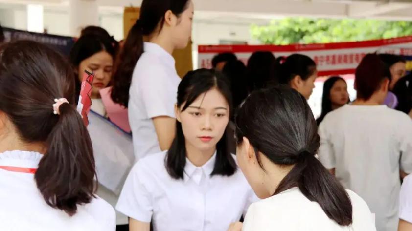 事业单位|中铁一局公开招聘了，六险二金还有安家费，应届生可要把握好机会