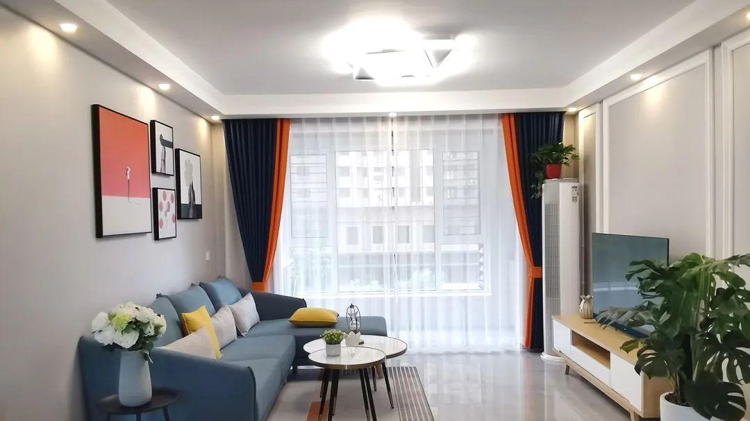 越来越多人客厅不要电视，听完内行人分析，后悔装早了！