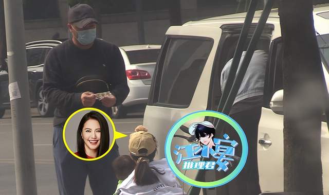 谭维维|谭维维被曝秘密当妈！夫妇携一双儿女现身，腰间系腰凳母爱十足