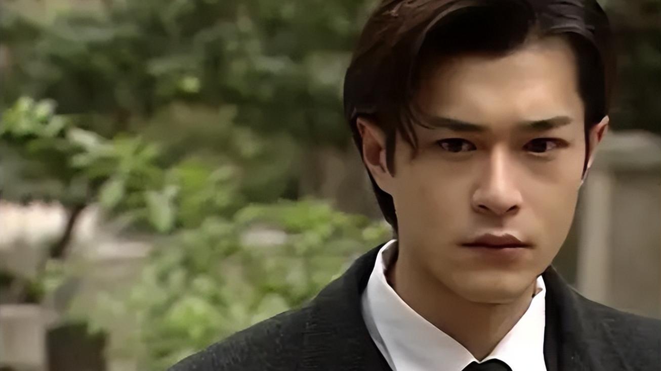 陈小春|有案底的香港明星，个个年少轻狂，有的知错能改，有的一错再错