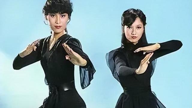 赵雅芝|赵雅芝：带着两个儿子再婚，将丈夫当男朋友让我一生幸福