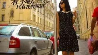 李冰冰|徐静蕾草率了！穿黑裙脸纹多还显老相，没打扮精致的李冰冰漂亮