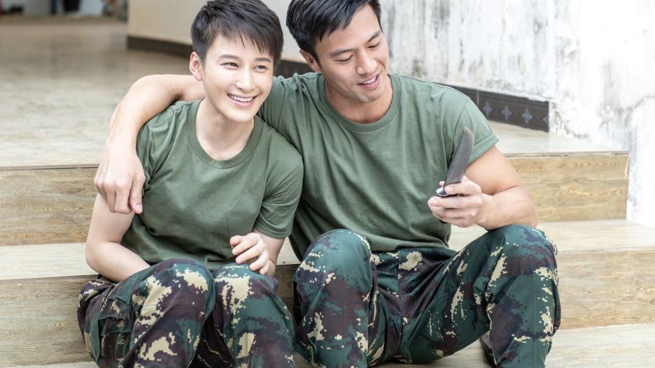 特战荣耀|《特战荣耀》的女狙击手：12岁师承少林寺，当武术冠军成为吴京的师妹！