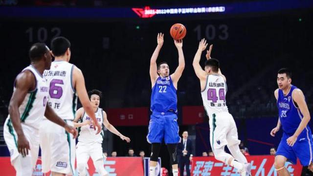 翟晓川|山东男篮迎来关键一战，战胜天津将基本锁定季后赛名额