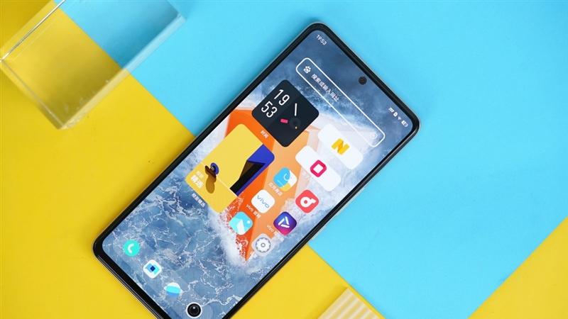 高通骁龙|最便宜骁龙8手机易主！iQOO Neo6发布：2799起，最香游戏手机？