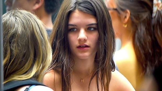 汤姆·克鲁斯|阿汤哥前妻有了黑人小男友后变嫩了！出街打扮如少女，小苏瑞像她