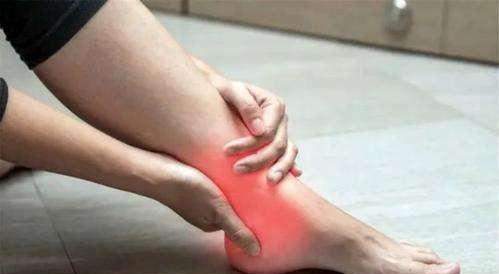 |洋葱是高尿酸的“催化剂”？提醒：避免尿酸升高，尽量远离4物