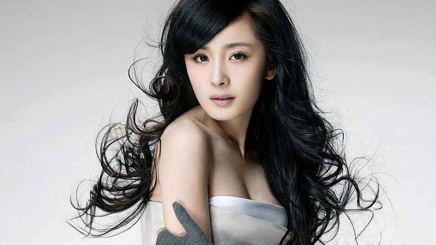 杨幂|杨幂自曝被路人表白，从青春年少到成熟女神，她收获了无数人的芳心