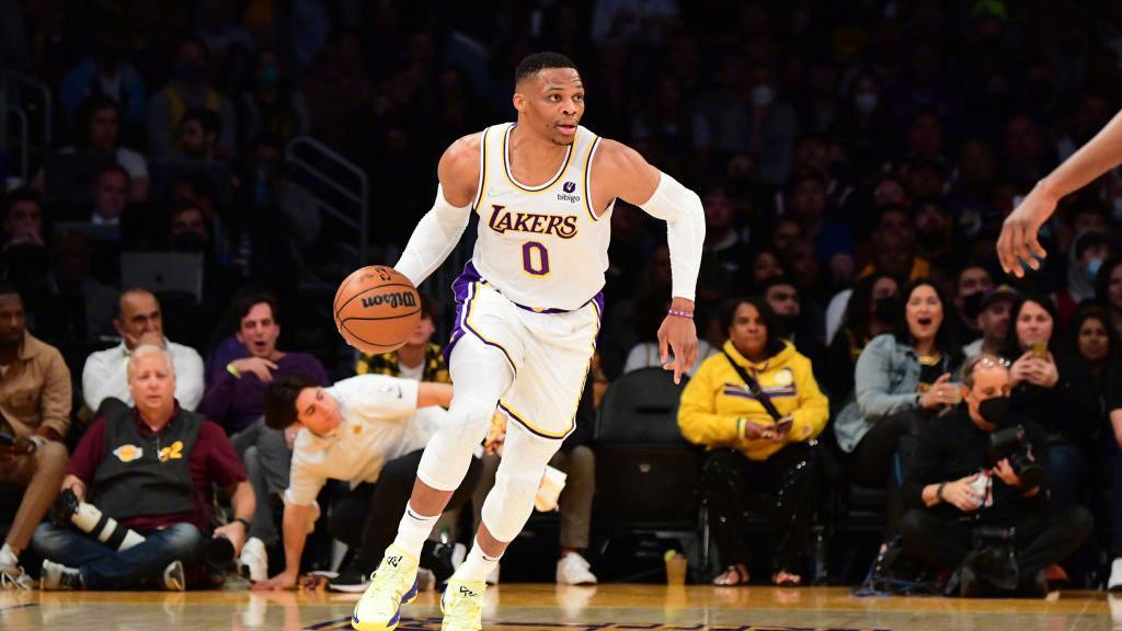 阿森纳|2大MVP，3状元，4位75大，5员名人堂，6个全明星！詹皇创耻辱纪录